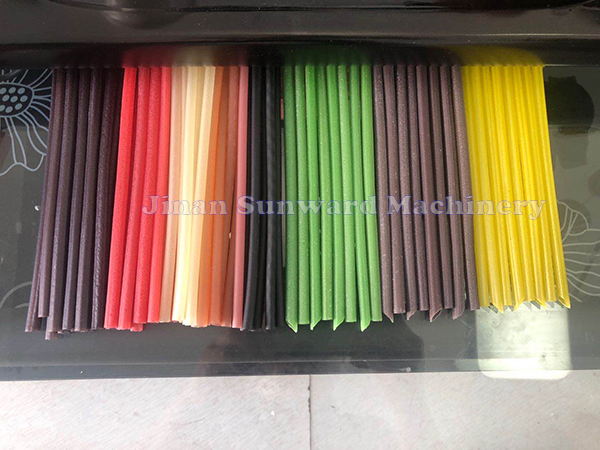 various flavor edible drinking straws